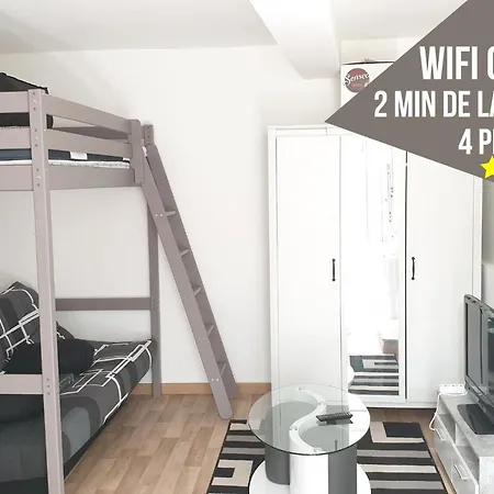 Chambres Poitiers Centre: Private Comforts, Shared Kitchen & City Hall Proximity Exterior photo