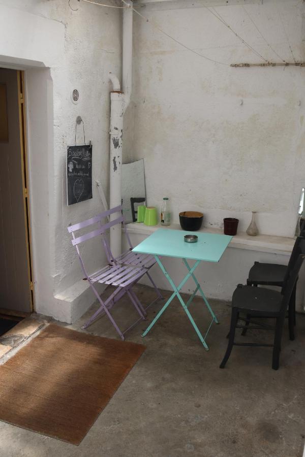 Centre: Private Comforts, Shared Kitchen & Hall Proximity Homestay Poitiers